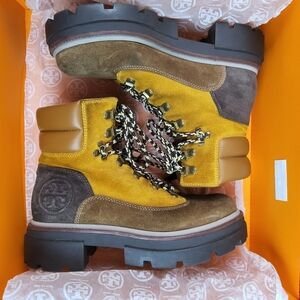 TORY BURCH Wmns Brown Gold Suede Miller Lug Hiker Boots US 8.5 Slow Fashion EUC